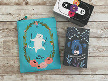 Load image into Gallery viewer, BLOOMING CAT TAROT Deck and Bag Set, The World, Tarot for Cat Lovers, Cat Tarot, Cute Tarot Deck, Cat Tarot Deck
