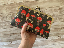 Load image into Gallery viewer, MUSHROOM Clutch Bag with Crossbody Chain, Amanita Muscaria Bag, Red Mushroom Fly Agaric Bag, Fairy Forest Wedding, Forage Cottagecore
