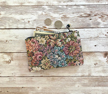 Load image into Gallery viewer, Victorian Tapestry Floral Coin Purse, Small Vintage Zip Pouch Small Wallet Birthday Holiday Valentine Gift
